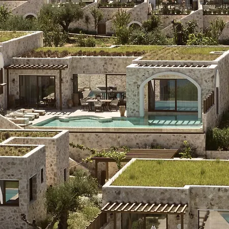 Lesante Cape - The Leading Of The World